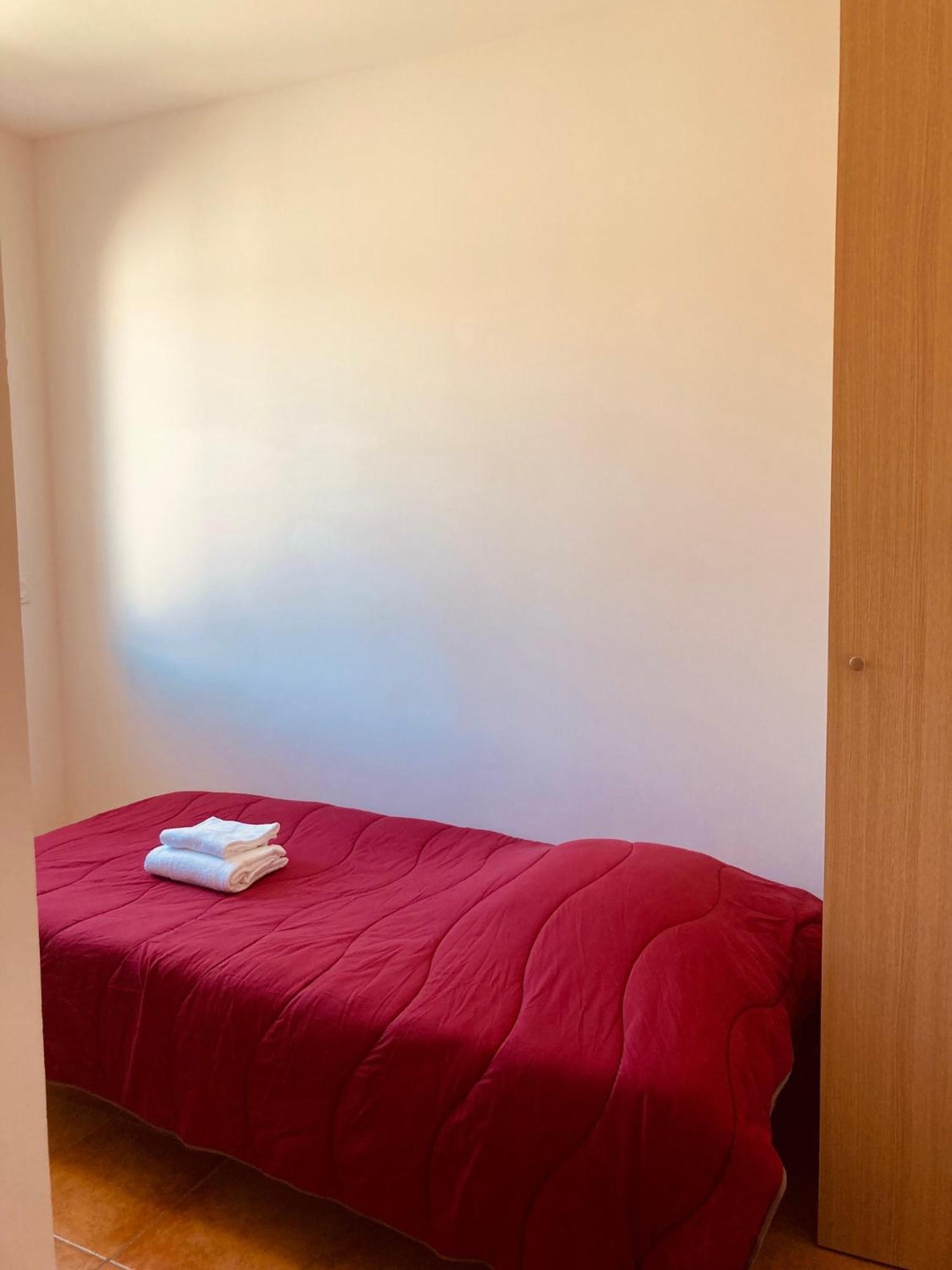 Aparthotel Punta Di Mare à Linguizzetta Extérieur photo